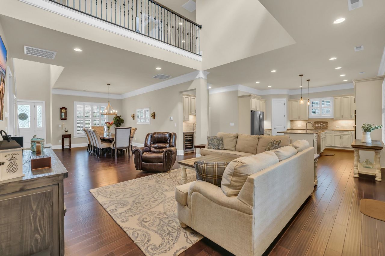 2004 Crow Field Ct. Photo 7