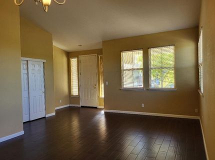 9381 Viridian St, Elk Grove, CA 95624 Photo