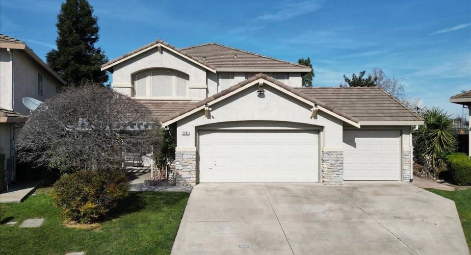 8283 Glencannon Way, Elk Grove, CA 95624 Photo