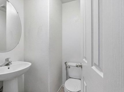 8283 Glencannon Way, Elk Grove, CA 95624 Photo