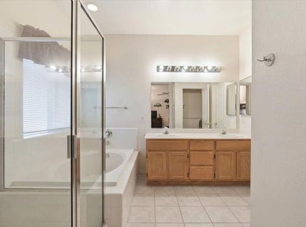 8283 Glencannon Way, Elk Grove, CA 95624 Photo