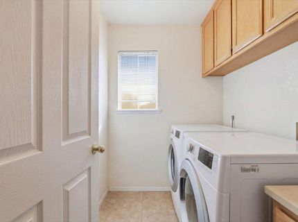 8283 Glencannon Way, Elk Grove, CA 95624 Photo