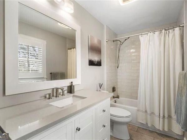 14 Sycamore Square, Decatur, GA 30030