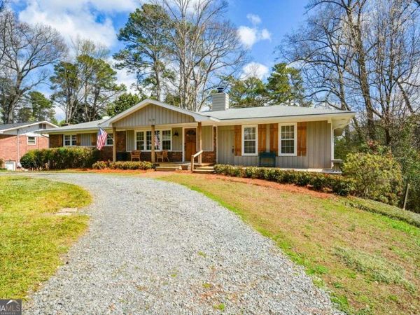 18 Old Farm Road, Marietta, GA 30068
