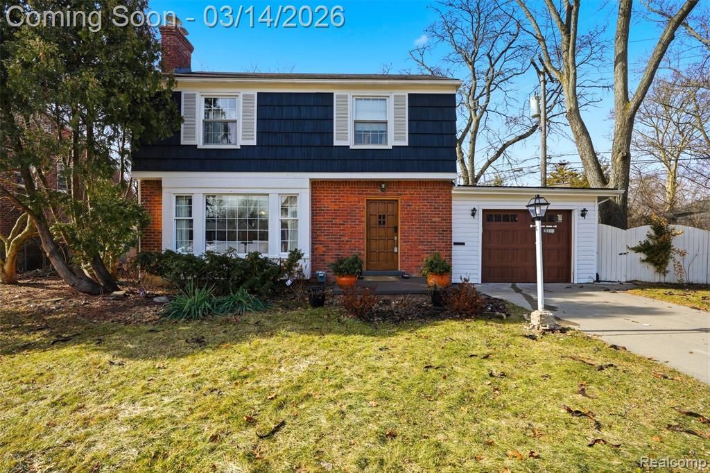 2211 Crooks Road, Royal Oak, MI 48073 Main Photo