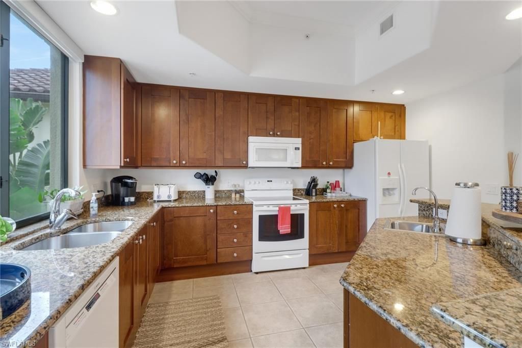 985 Sandpiper St , Unit I204, Naples, FL 34102 Photo