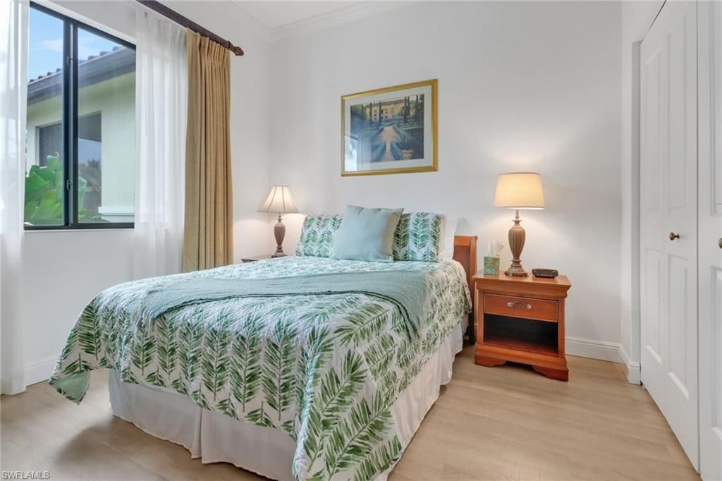 985 Sandpiper St , Unit I204, Naples, FL 34102 Photo