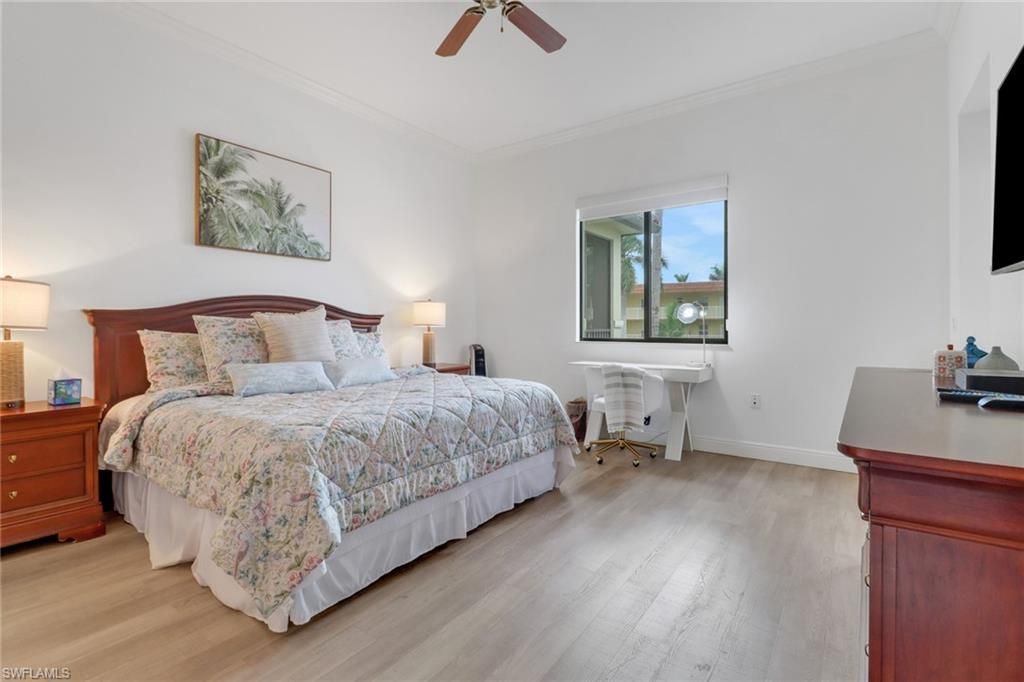 985 Sandpiper St , Unit I204, Naples, FL 34102 Photo