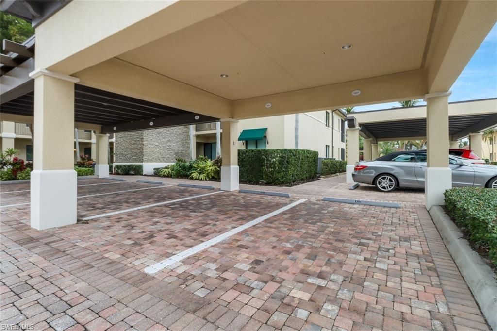 985 Sandpiper St , Unit I204, Naples, FL 34102 Photo