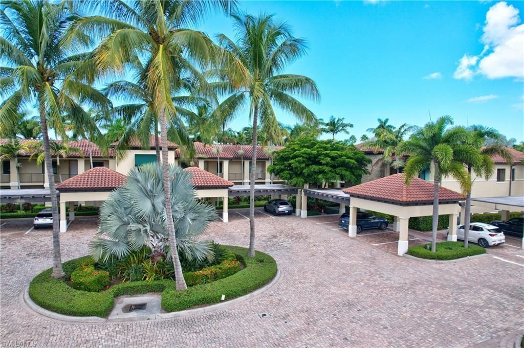 985 Sandpiper St , Unit I204, Naples, FL 34102 Photo