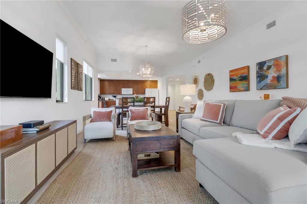 985 Sandpiper St , Unit I204, Naples, FL 34102 Photo