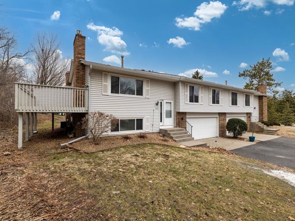 1633 W 140th Street, Burnsville, MN 55337