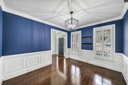 152 Inverness Drive photo 4