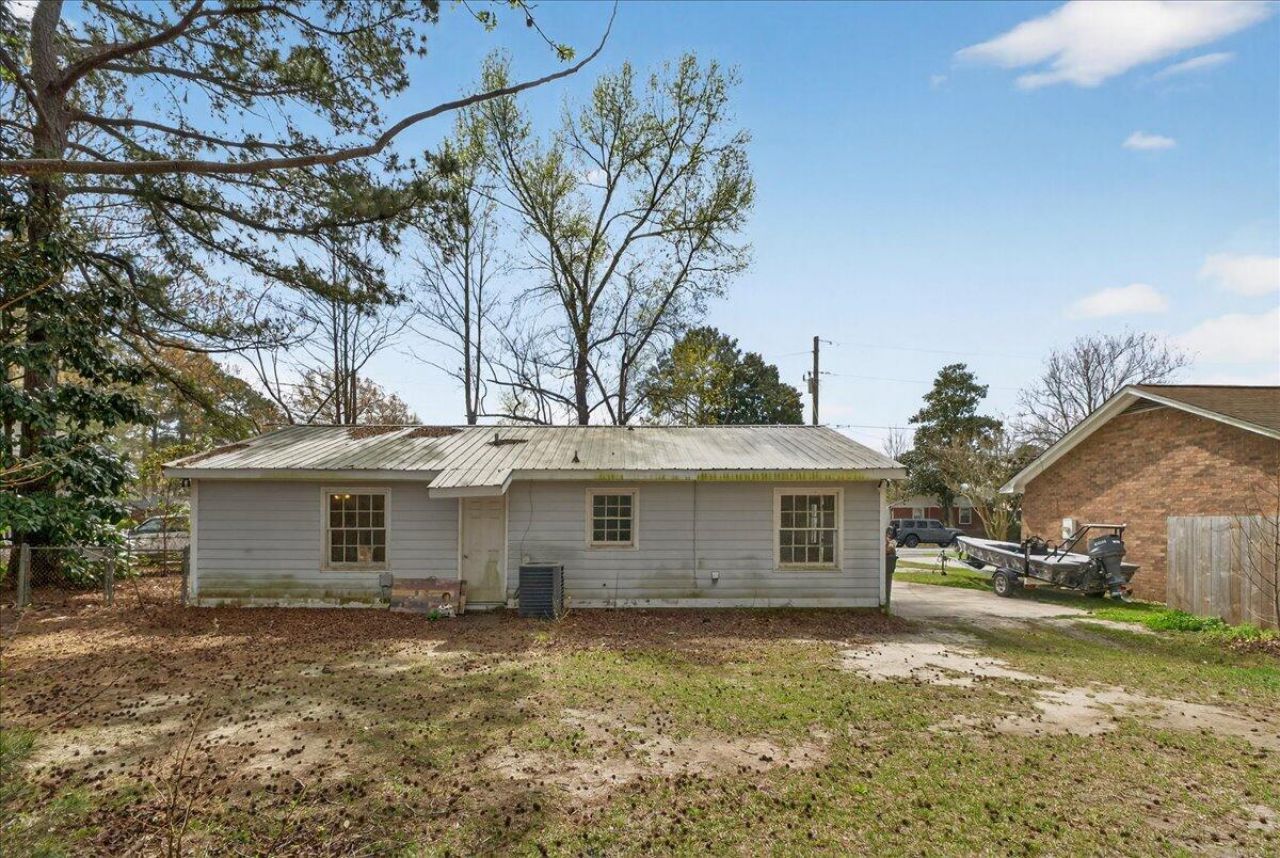 445 Robin Drive Photo 19