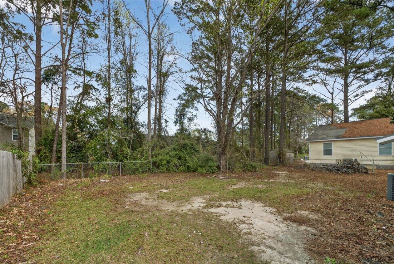 445 Robin Drive Photo 22