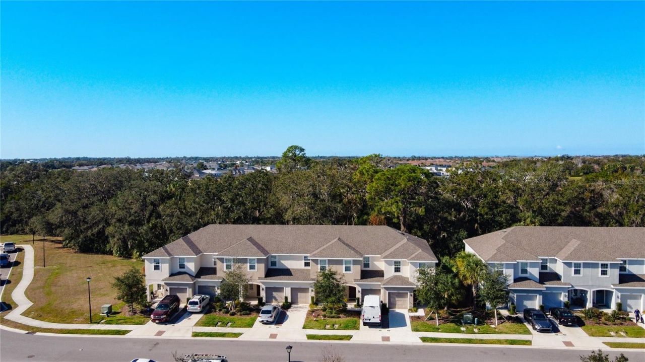 10525 Oakside Drive , Palmetto, FL 34221 Photo