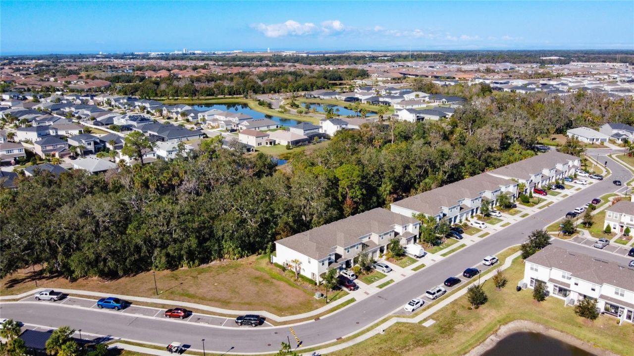 10525 Oakside Drive , Palmetto, FL 34221 Photo