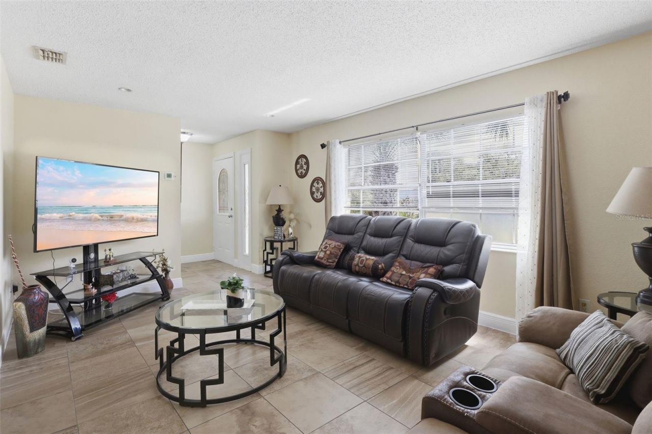 2732 Hidden Cove Court, Orlando, FL 32822 Photo