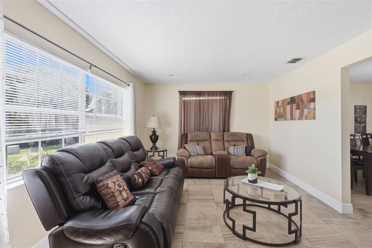 2732 Hidden Cove Court, Orlando, FL 32822 Photo