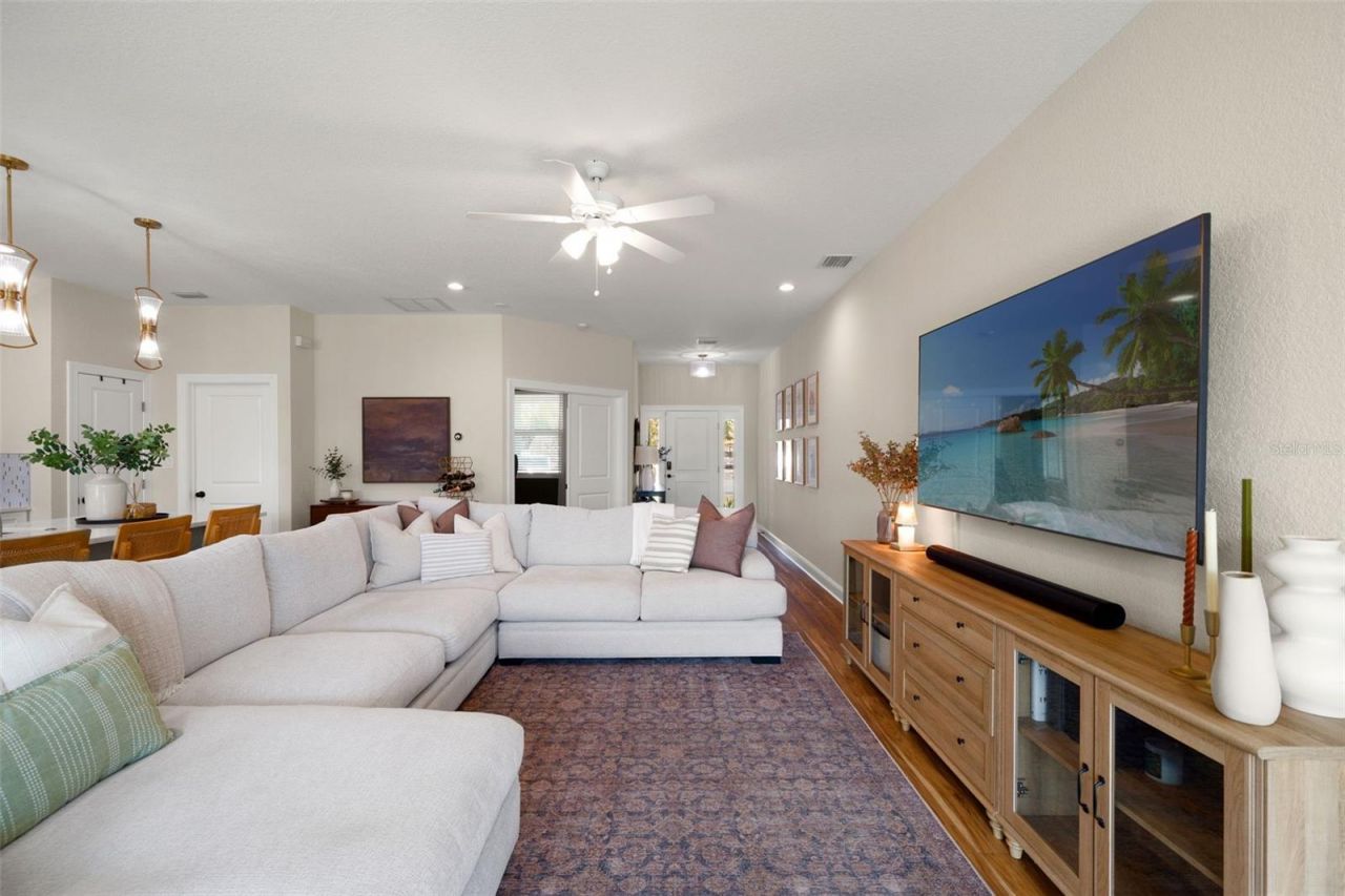 5210 94th Avenue N, Pinellas Park, FL 33782 Photo