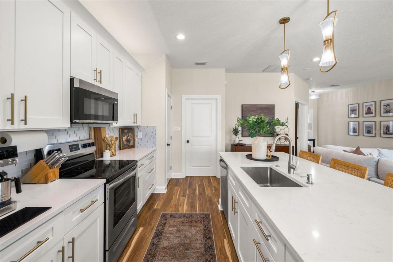 5210 94th Avenue N, Pinellas Park, FL 33782 Photo