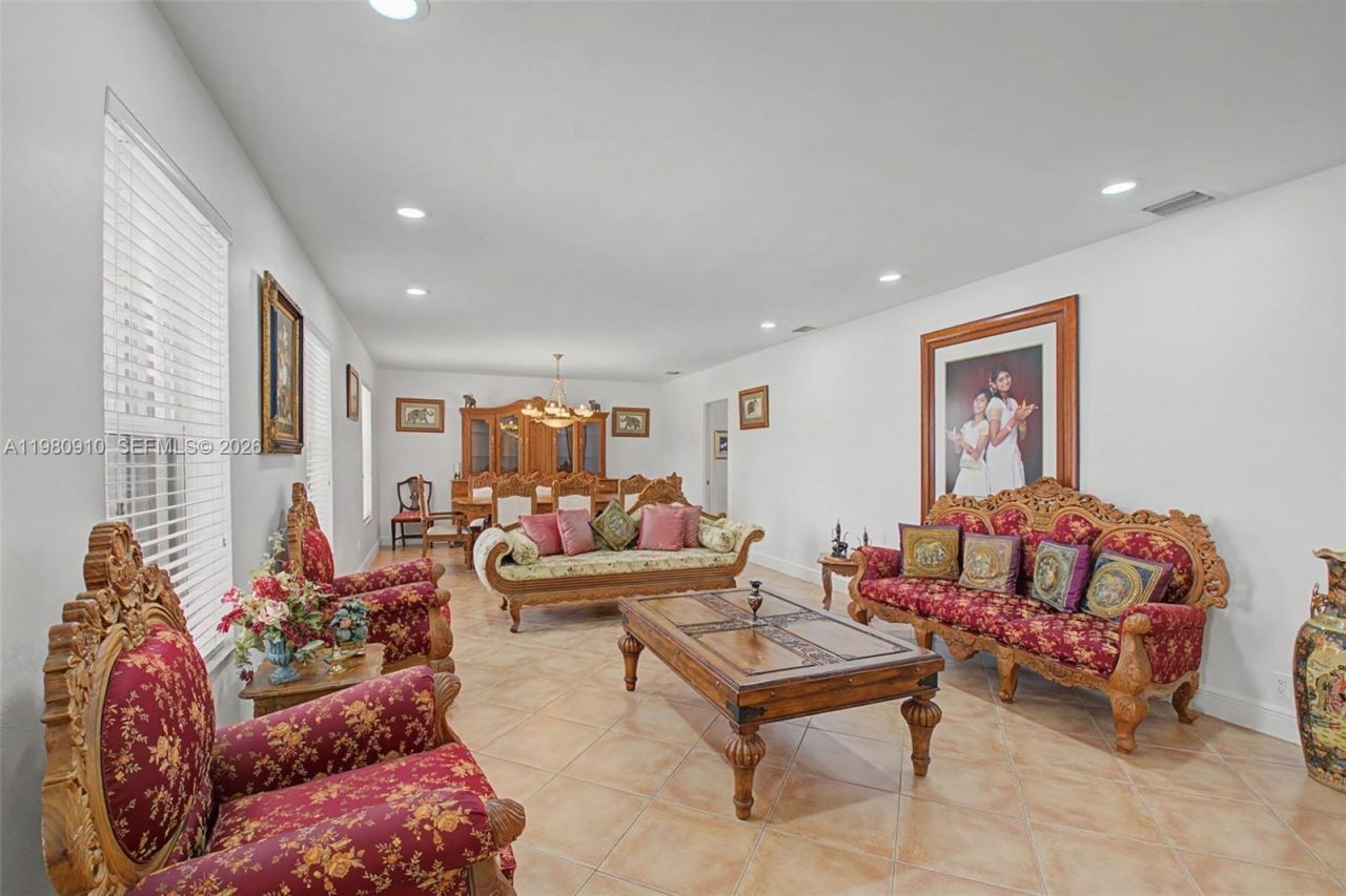8241 SW 146th St, Palmetto Bay, FL 33158 Photo