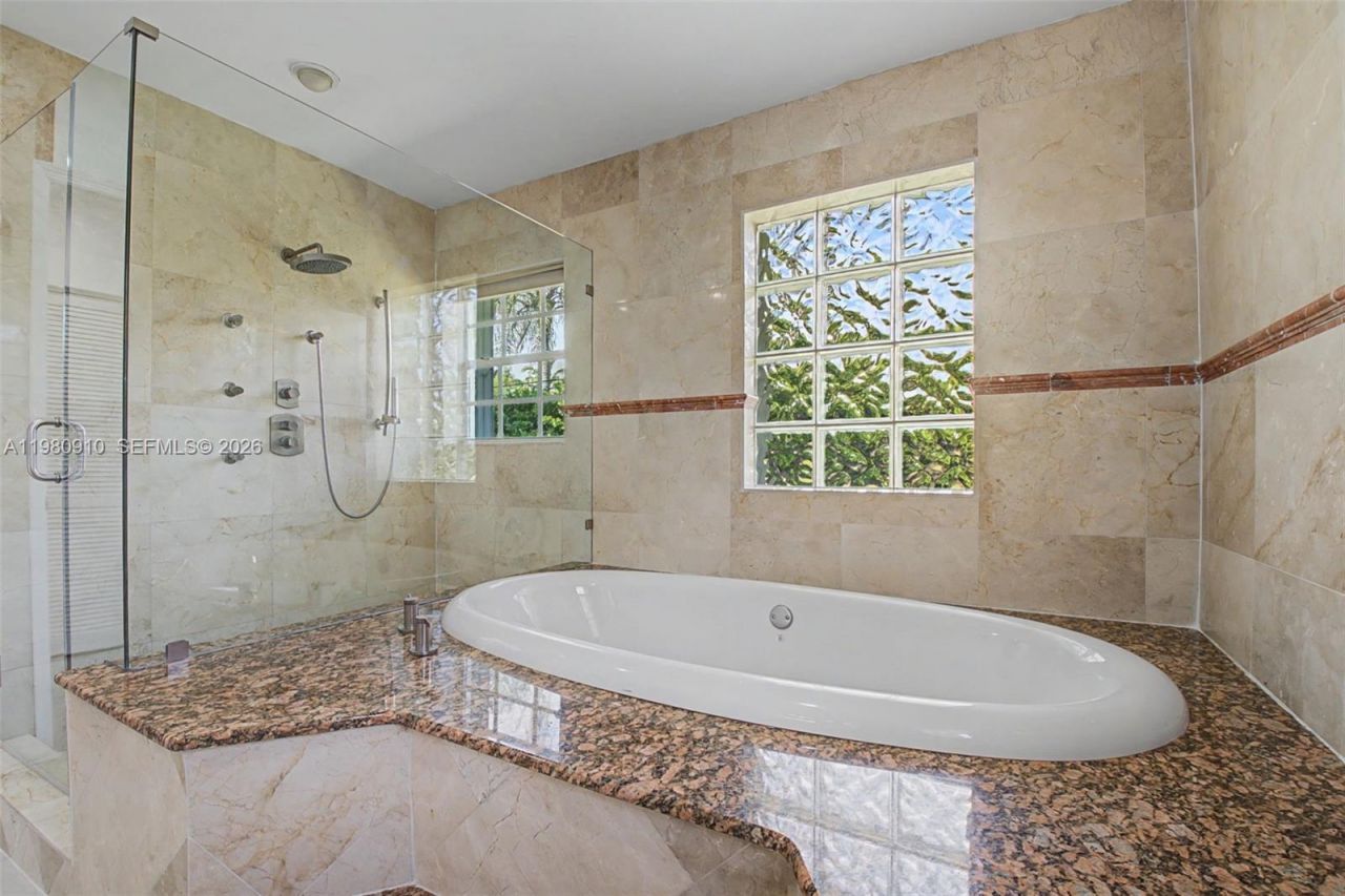 8241 SW 146th St, Palmetto Bay, FL 33158 Photo