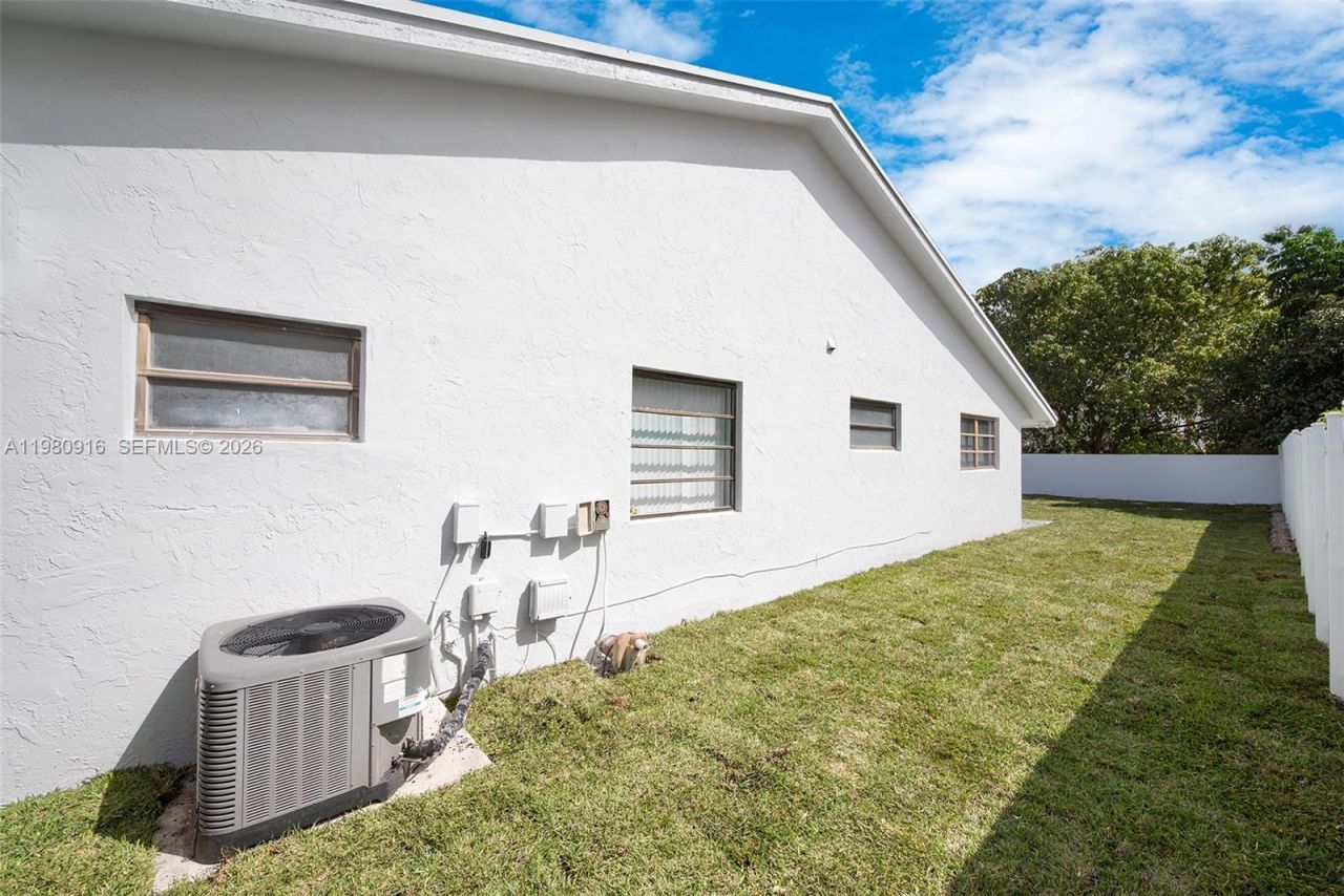 6427 SW 135th Ave , Miami, FL 33183 Photo