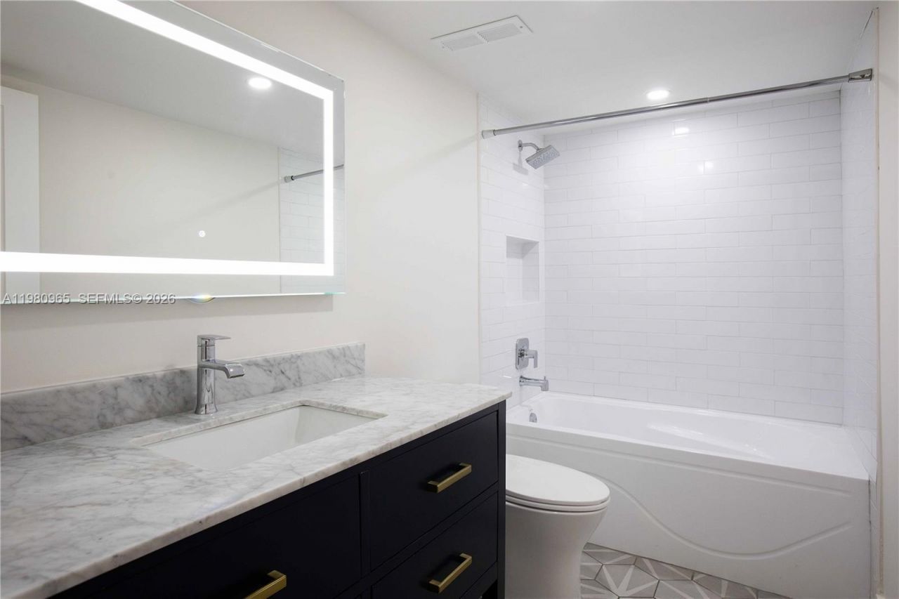 3 Grove Isle Dr , Unit C707, Miami, FL 33133 Photo