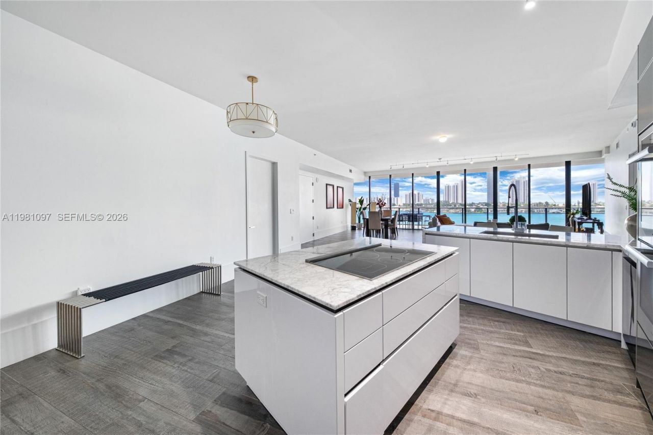 5500 Island Estates Dr, Unit 504, Aventura, FL 33160 Photo
