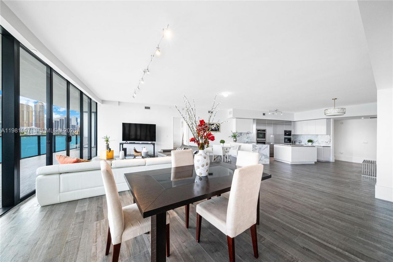 5500 Island Estates Dr, Unit 504, Aventura, FL 33160 Photo