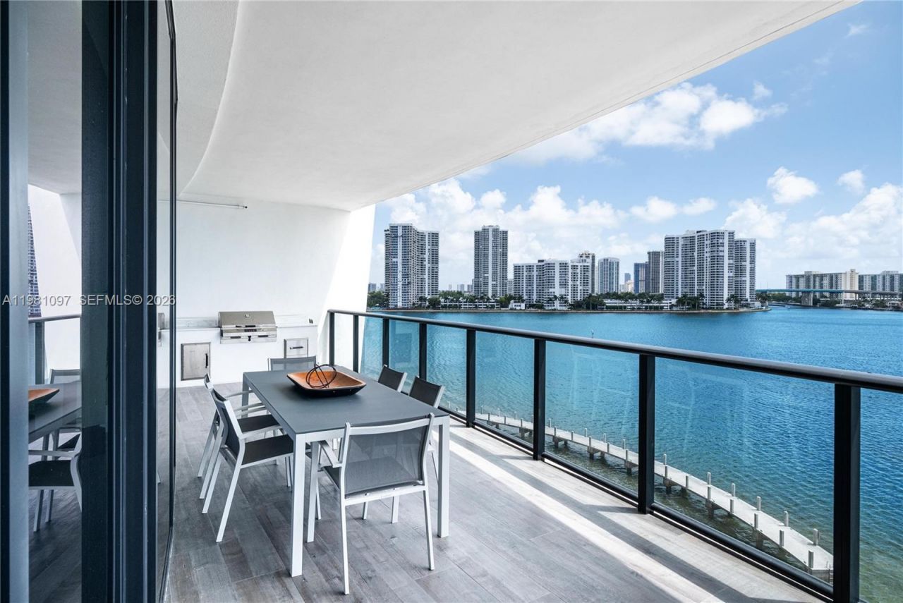 5500 Island Estates Dr, Unit 504, Aventura, FL 33160 Photo