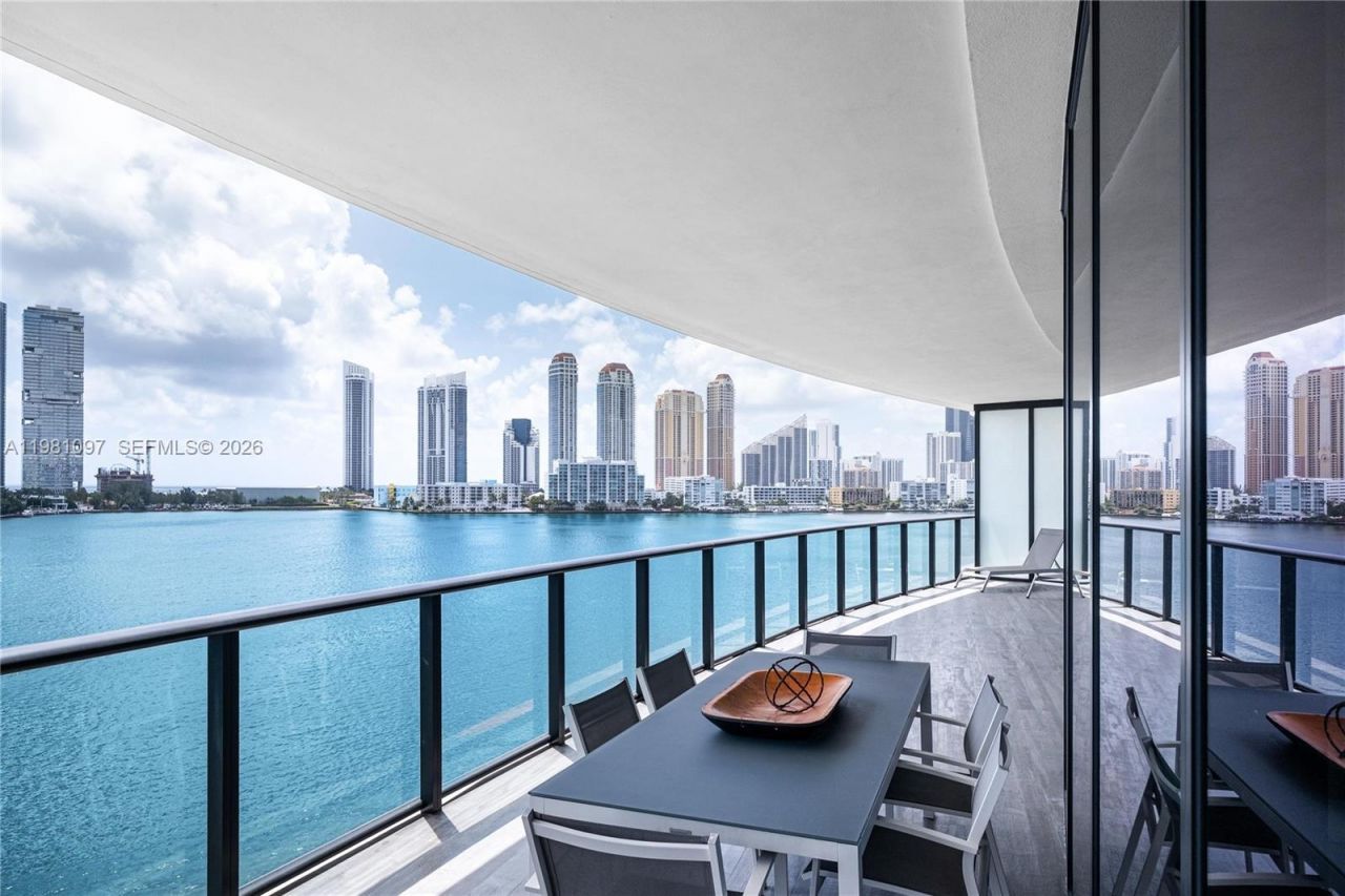 5500 Island Estates Dr, Unit 504, Aventura, FL 33160 Photo