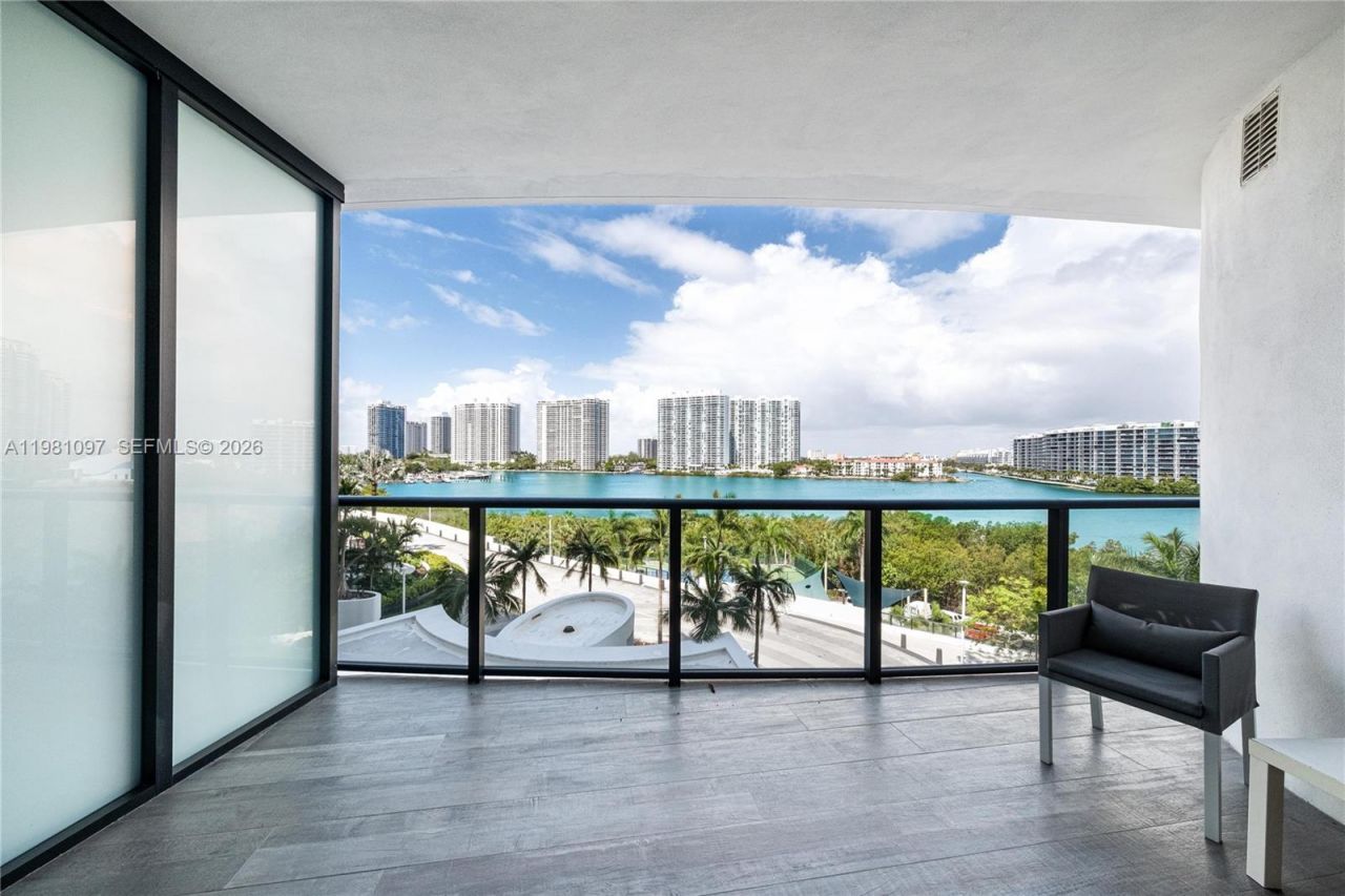 5500 Island Estates Dr, Unit 504, Aventura, FL 33160 Photo