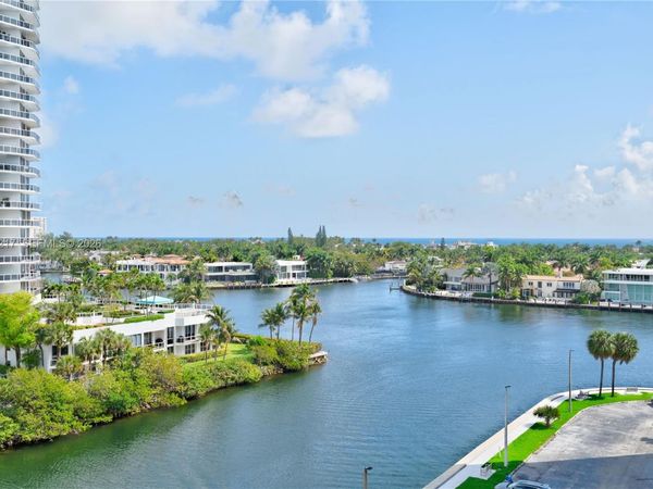 20505 E Country Club Dr, Unit 833, Aventura, FL 33180