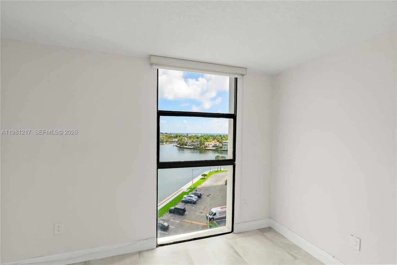 20505 E Country Club Dr, Unit 833, Aventura, FL 33180 Photo