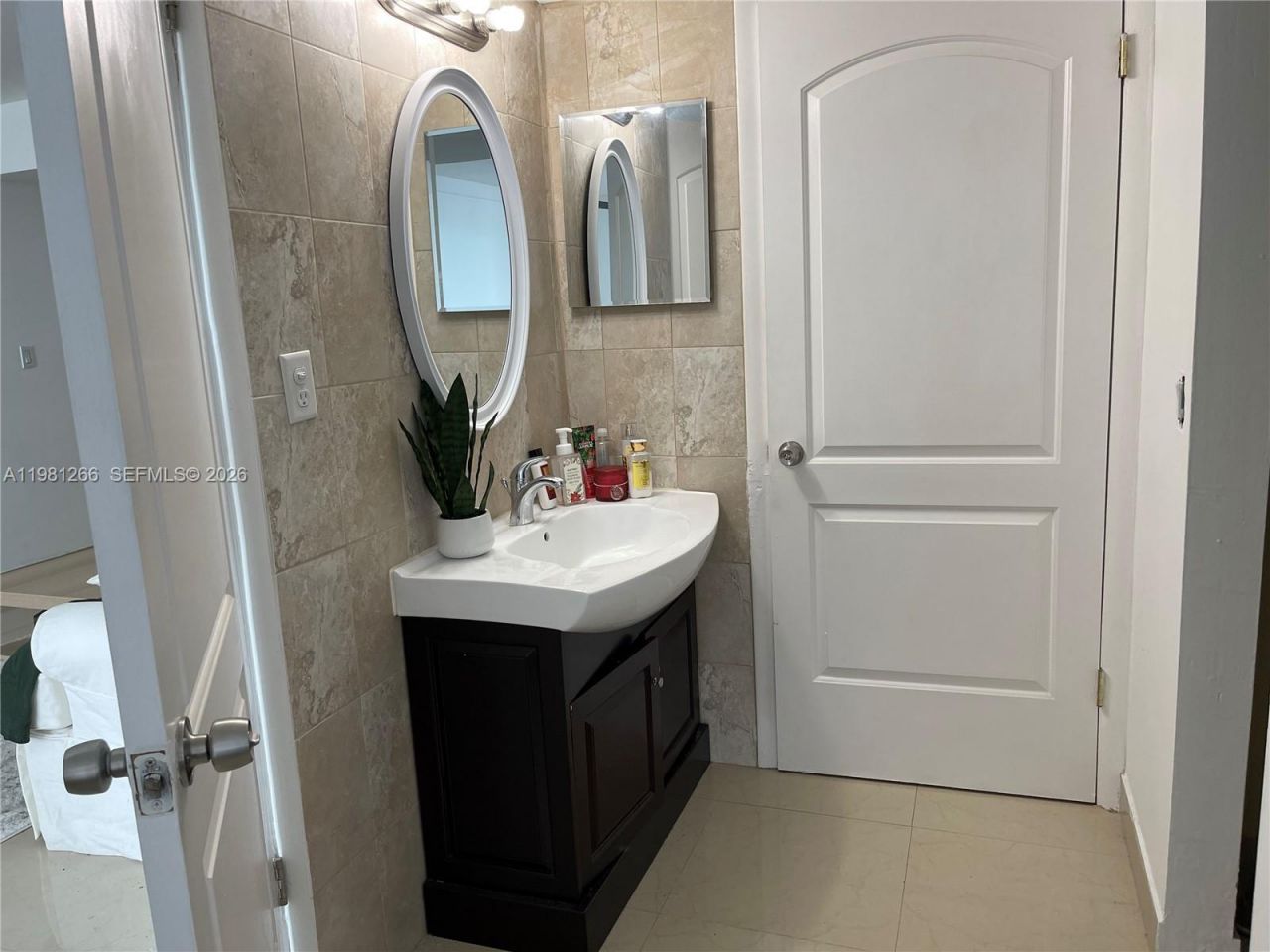 6820 Indian Creek Dr, Unit 3B, Miami Beach, FL 33141 Photo