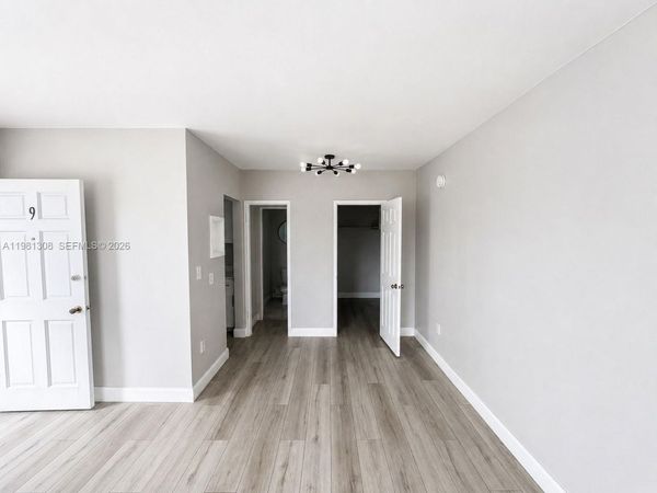 500 13th St, Unit 9, Miami Beach, FL 33139