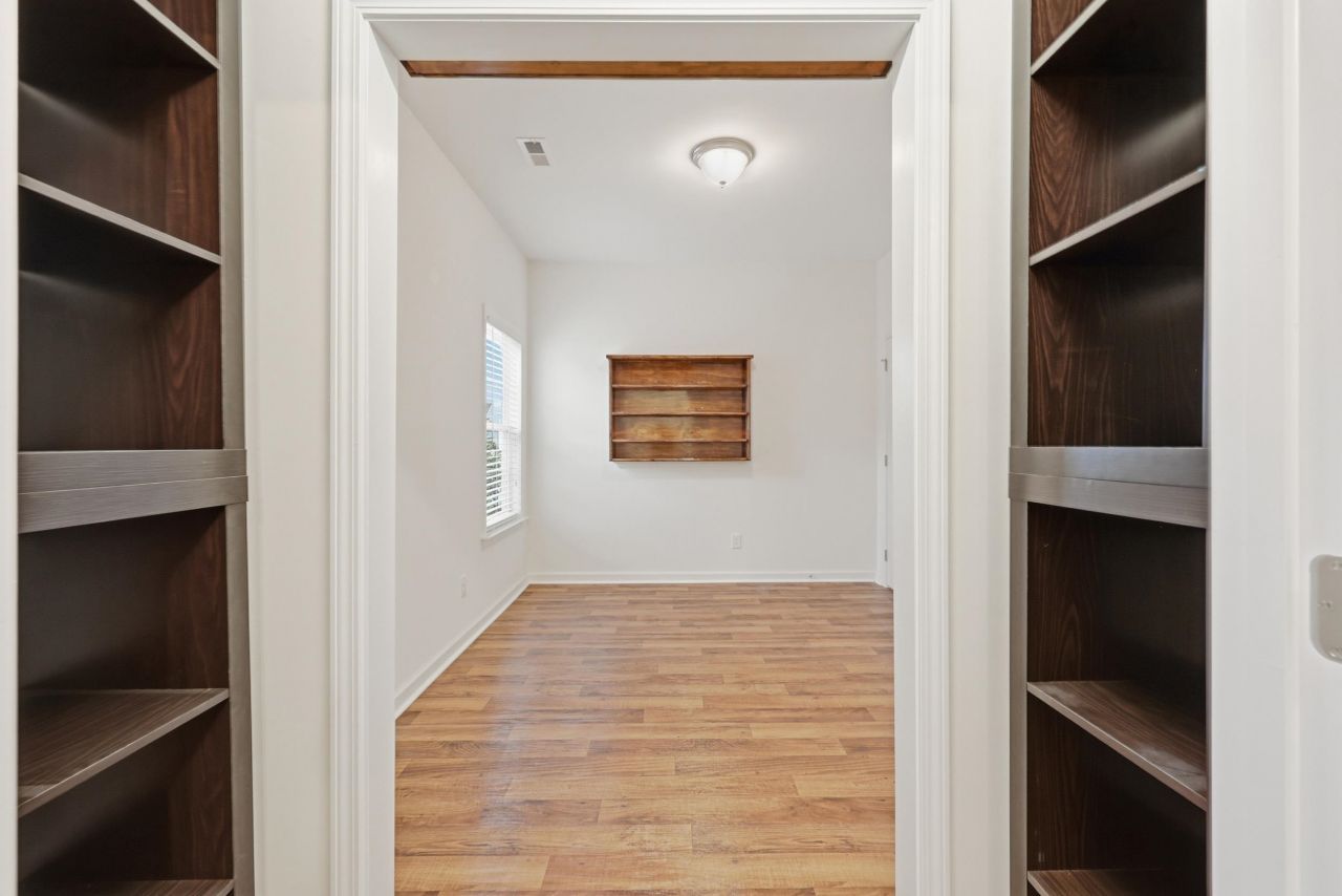 836 Ingle Nook Ln. Photo 23