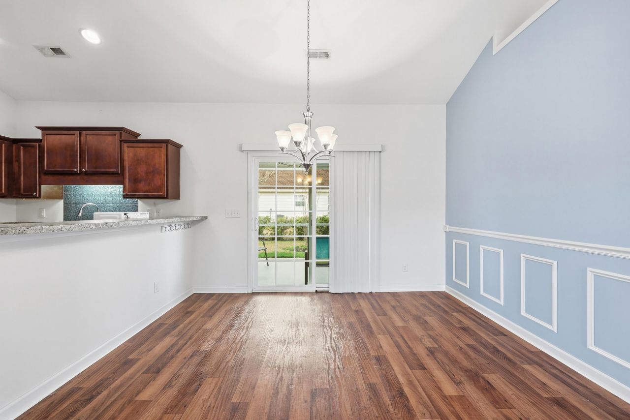 836 Ingle Nook Ln. Photo 8