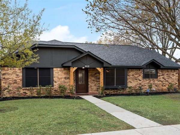 912 Sandhurst Drive, Plano, TX 75025