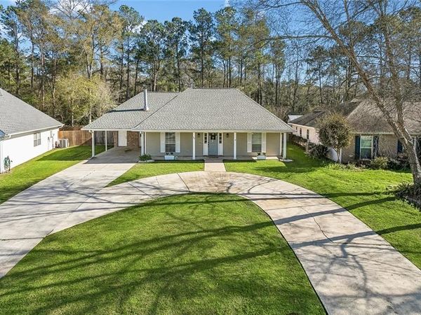 60 BELLE VU Loop, Covington, LA 70433