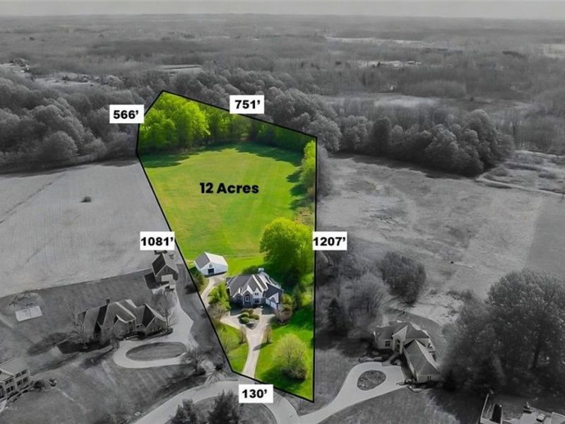 23855 W Rim Drive, Columbia Station, OH 44028 Photo 3