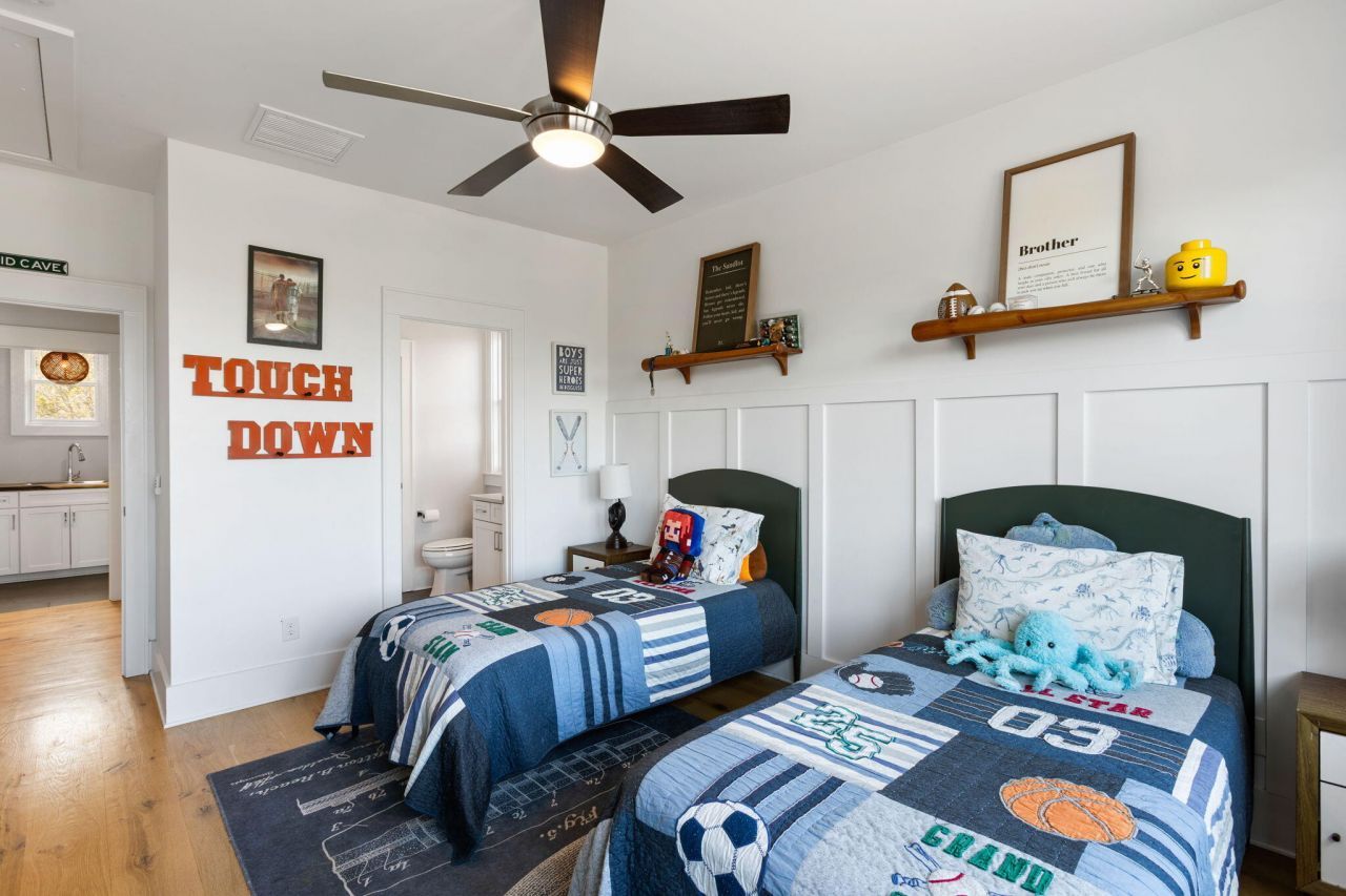 4121 Golf Cottage Lane Photo 32