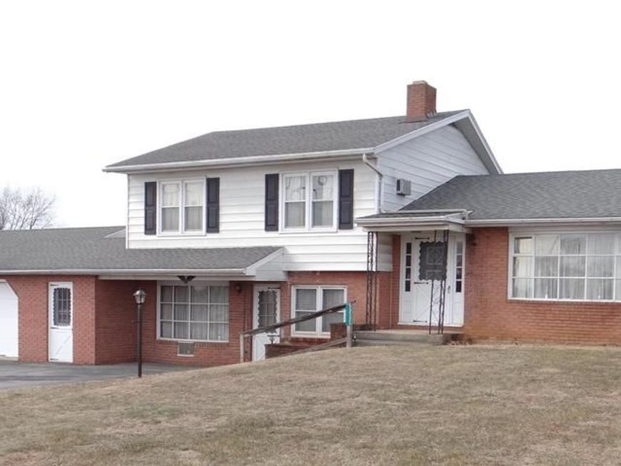 12121 Williamsport Pike , Greencastle, PA 17225 Main Photo