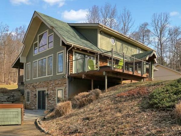 220 LANDIS STORE ROAD, BOYERTOWN, PA 19512