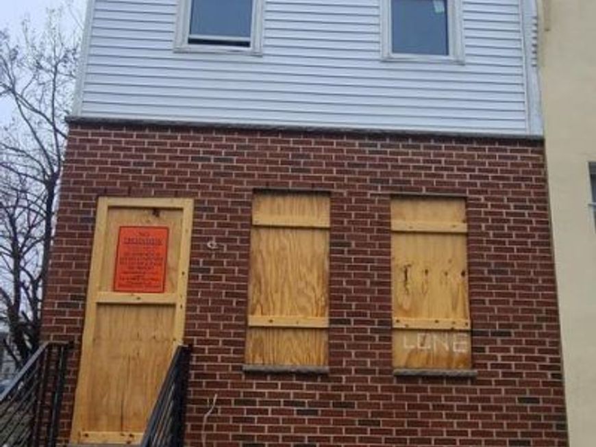 662 E Lippincott Street, Philadelphia, PA 19134 Main Photo