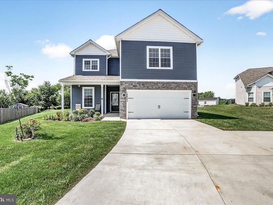 10042 Roulette Drive Drive, Hagerstown, MD 21740 Main Photo