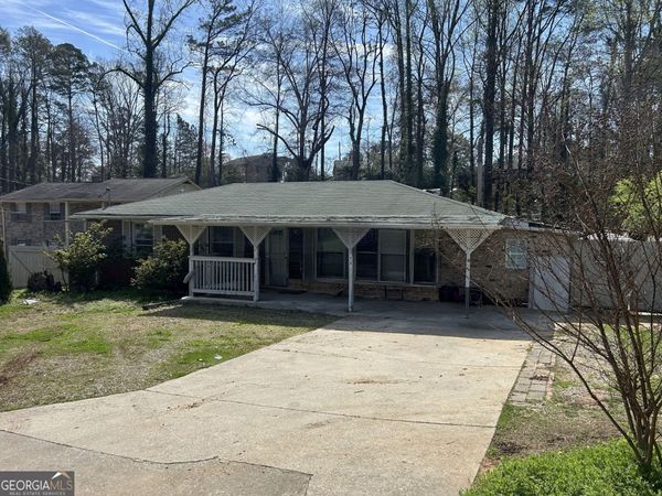 935 Slash Pine Road, Forest Park, GA 30297