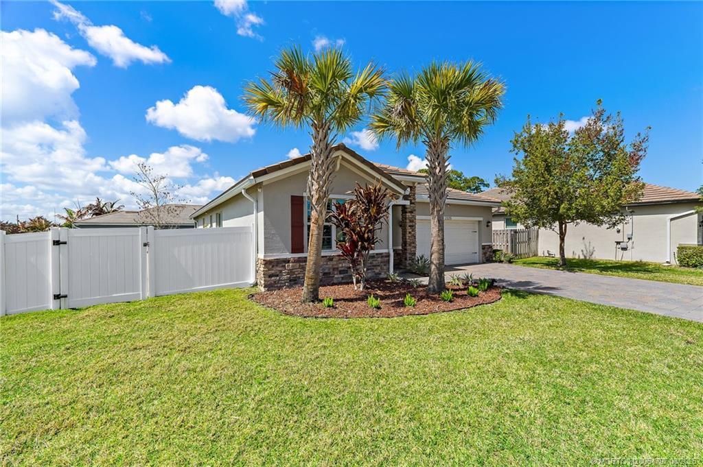 2325 SW Strawberry Terrace, Palm City, FL 34990 Photo